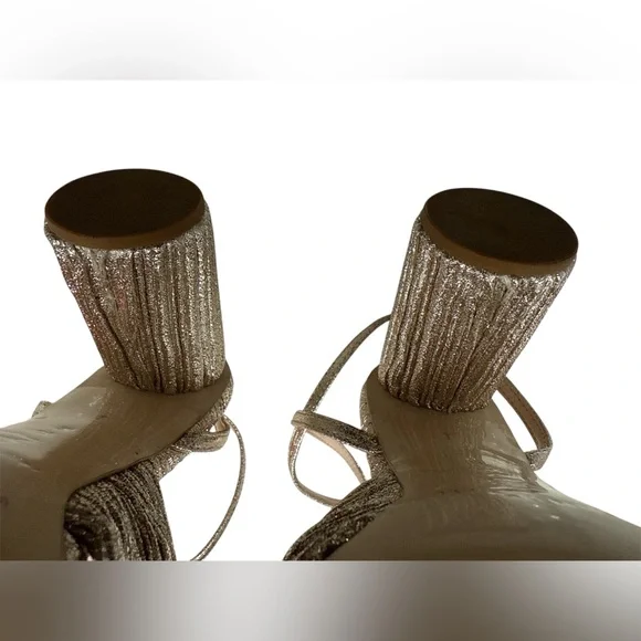 Loeffler Randall Camellia Champagne Pleated Bow Heel - Picture 10 of 11